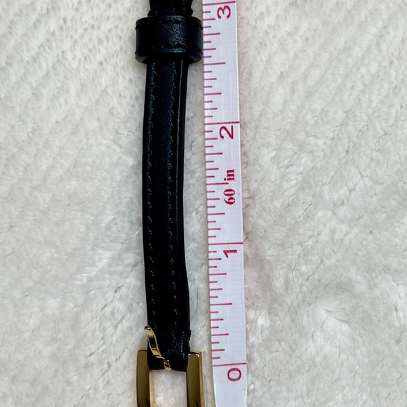 Burberry Black and Gold Chain Belt - Picture 9 of 11